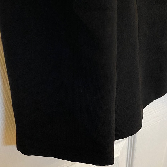 Elegant Black Women's Blazer - Picture 7 of 16